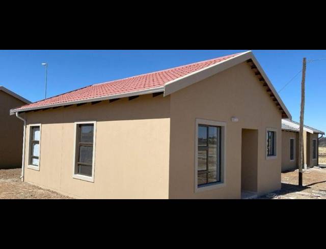 2 BEDROOM HOUSE FOR SALE IN BLOEMSPRUIT